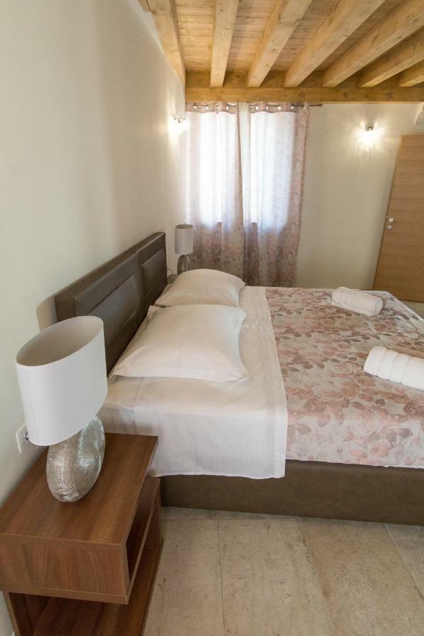 Jr Luxury Guesthouse2 Split Kültér fotó