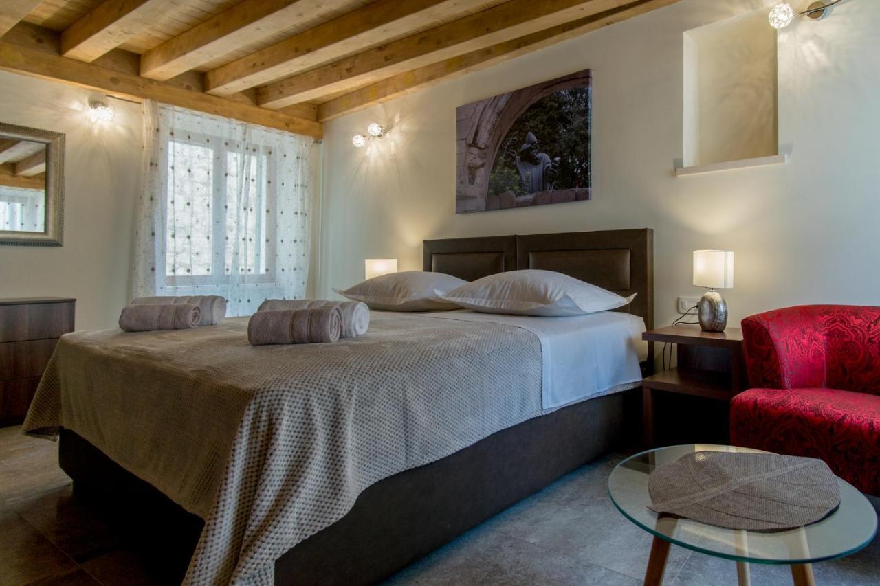 Jr Luxury Guesthouse2 Split Kültér fotó